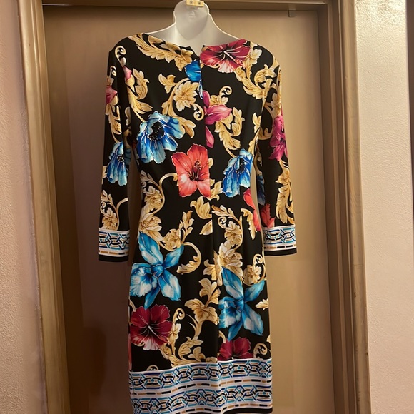 Cache size 4 Floral blue pink gold excellent condition dress - Picture 4 of 6